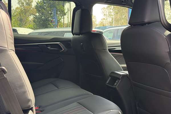 2025 Isuzu MU-X X-TERRAIN