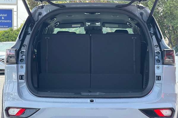 2025 Isuzu MU-X X-TERRAIN