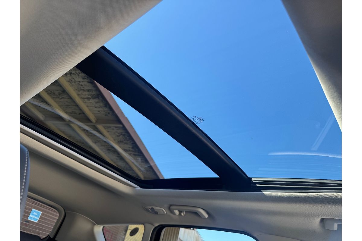 2017 Ford Escape Titanium ZG