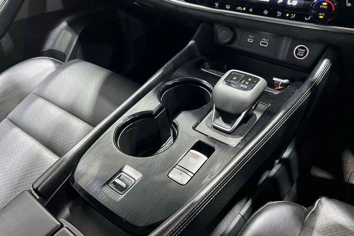 2023 Nissan X-TRAIL ST-L T33