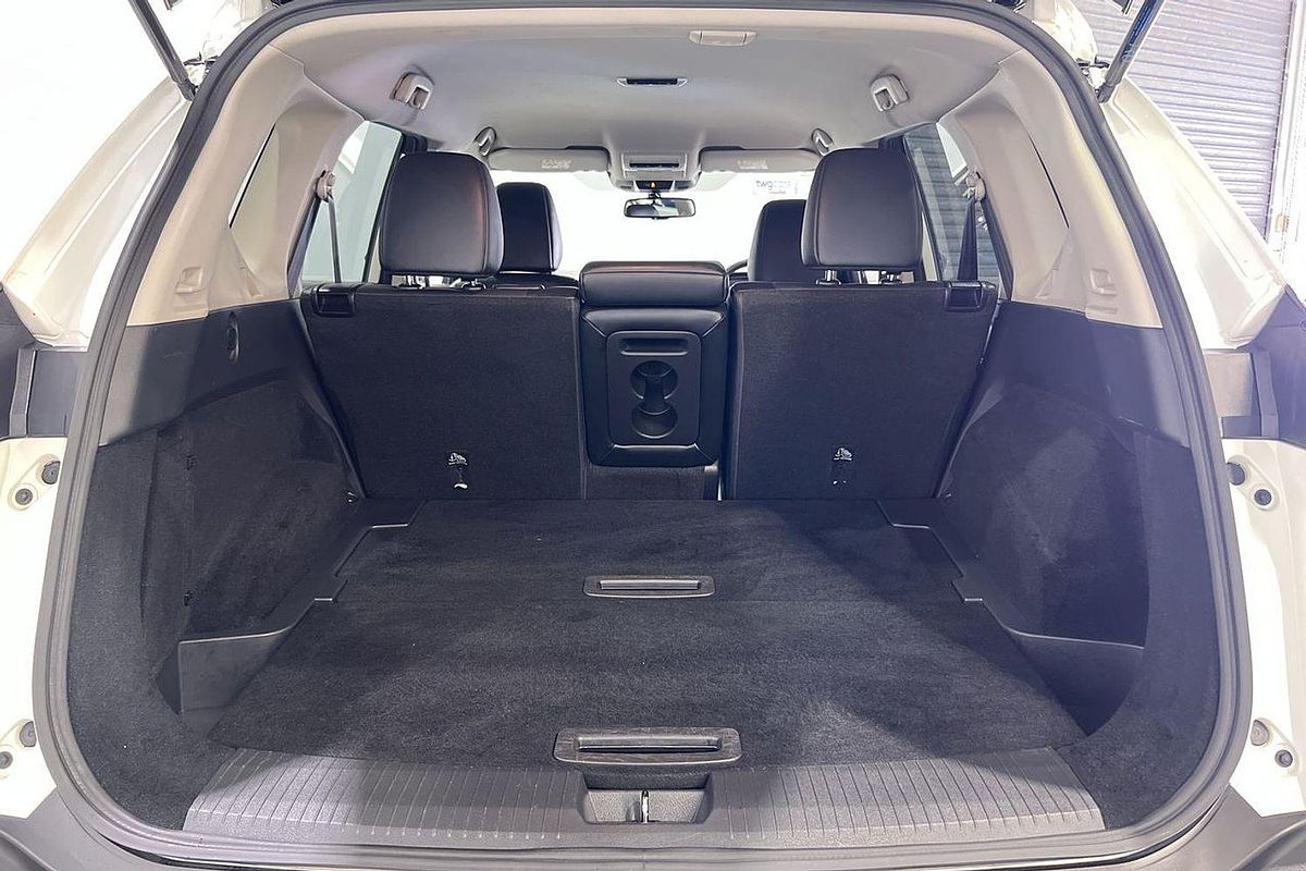 2023 Nissan X-TRAIL ST-L T33