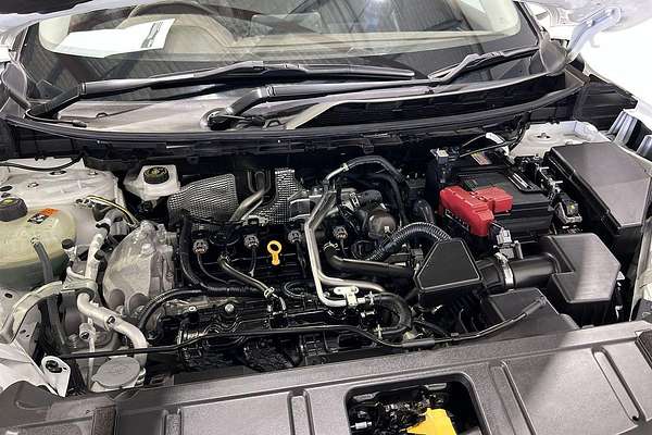 2023 Nissan X-TRAIL ST-L T33