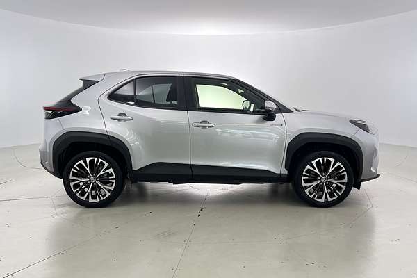 2023 Toyota Yaris Cross Urban MXPJ10R thumb-5