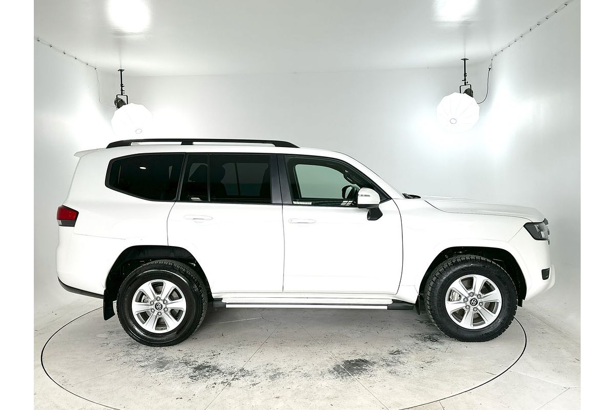 2023 Toyota Landcruiser GXL FJA300R