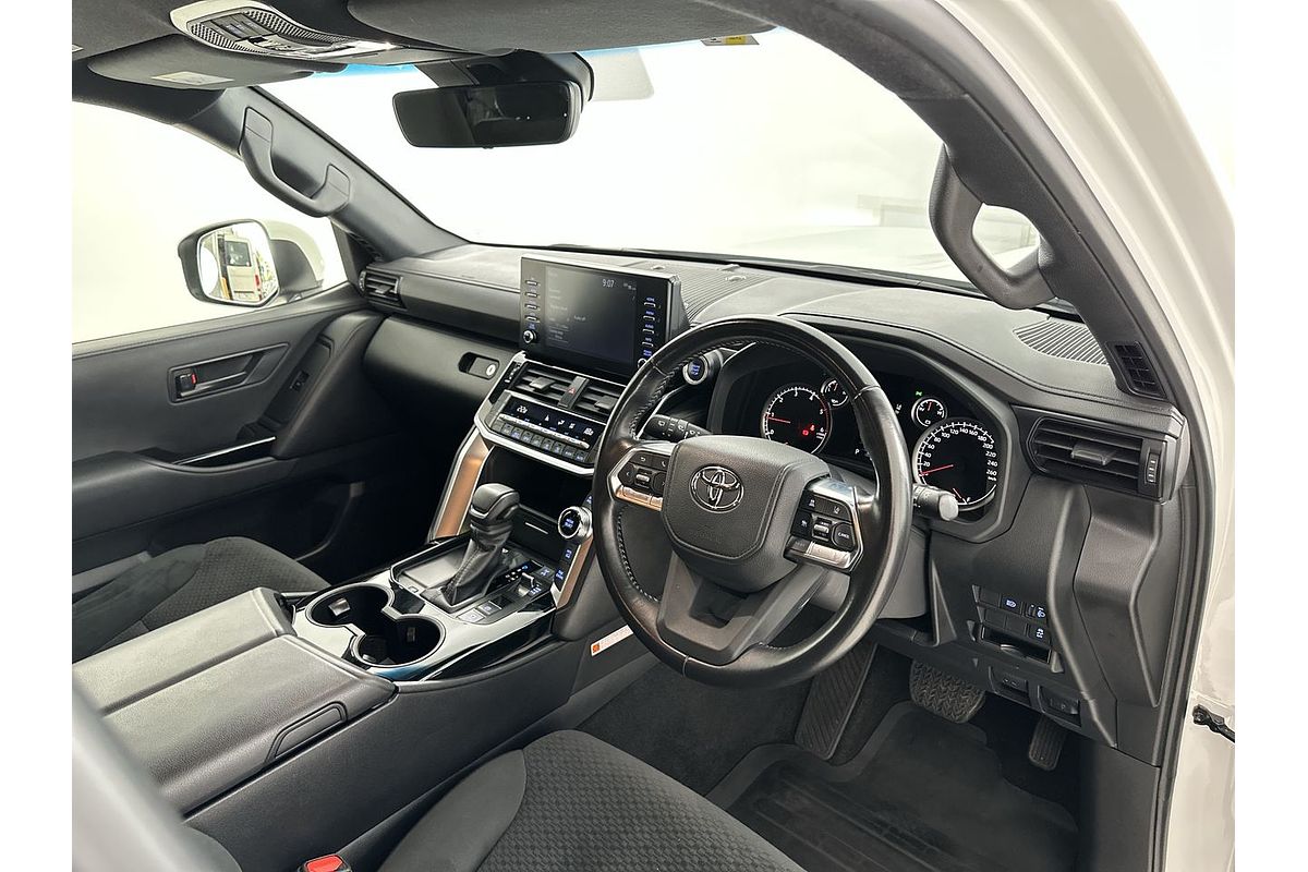 2023 Toyota Landcruiser GXL FJA300R