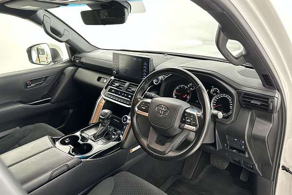2023 Toyota Landcruiser GXL FJA300R