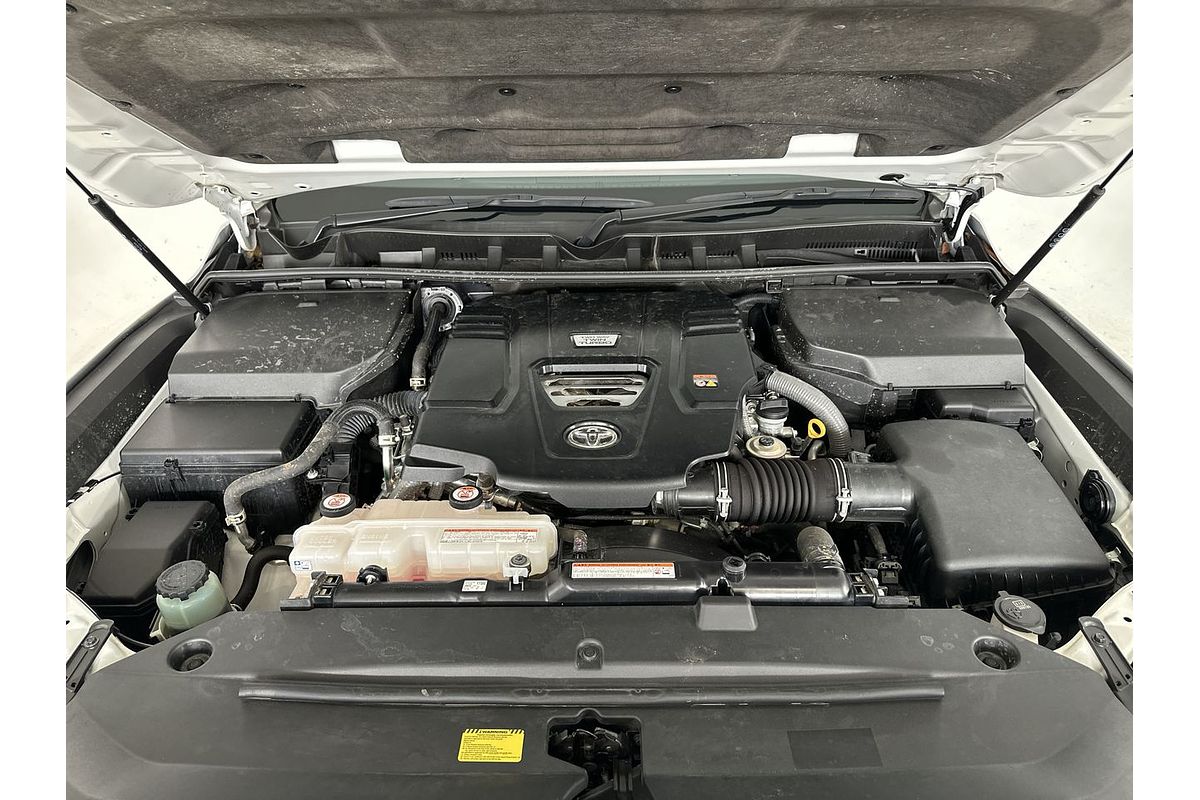 2023 Toyota Landcruiser GXL FJA300R