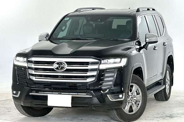 2022 Toyota Landcruiser Sahara FJA300R