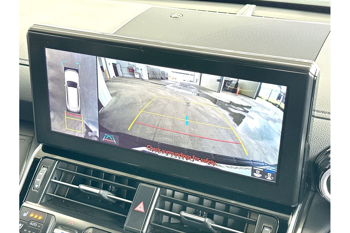 2022 Toyota Landcruiser Sahara FJA300R