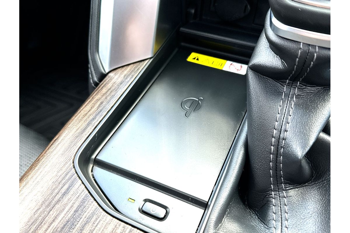 2022 Toyota Landcruiser Sahara FJA300R