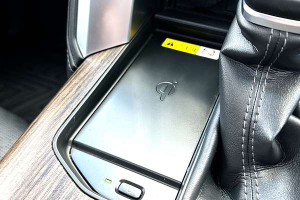 2022 Toyota Landcruiser Sahara FJA300R