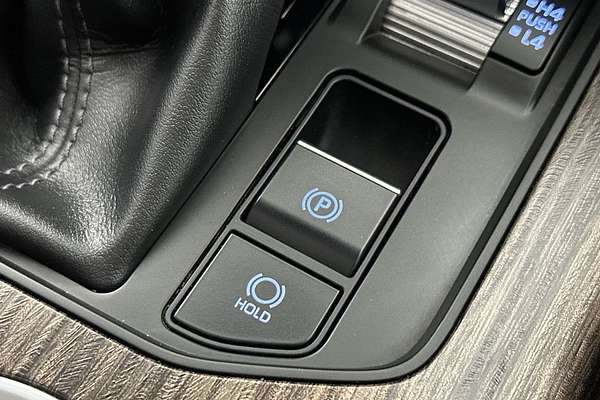 2022 Toyota Landcruiser Sahara FJA300R