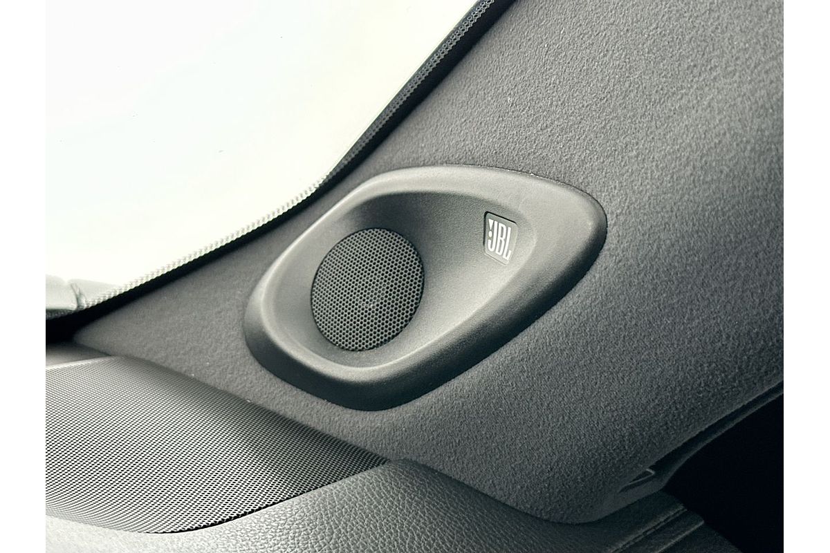 2022 Toyota Landcruiser Sahara FJA300R