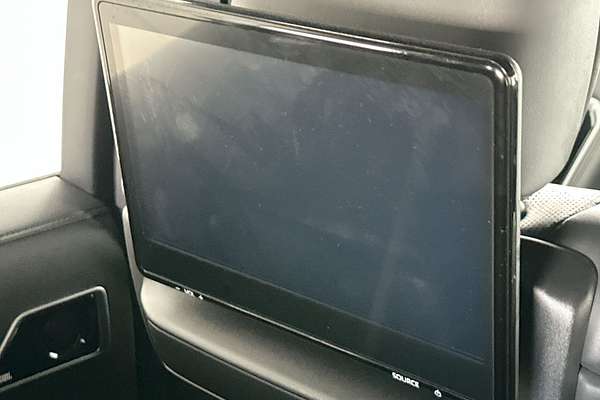 2022 Toyota Landcruiser Sahara FJA300R