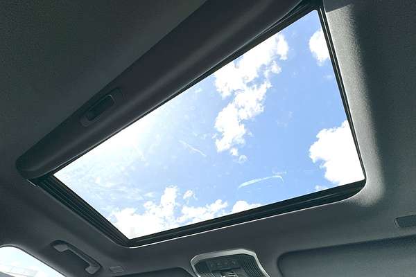 2022 Toyota Landcruiser Sahara FJA300R