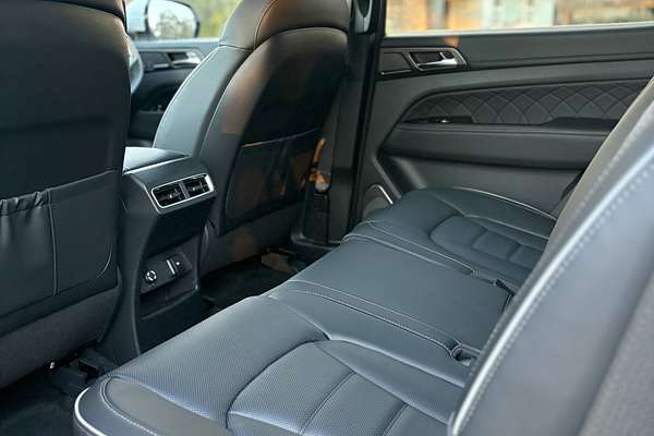 2024 KGM SsangYong Rexton Ultimate Y461