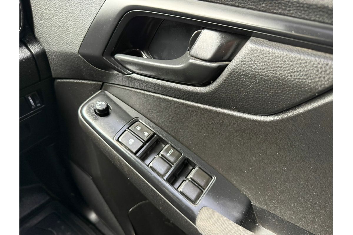 2020 Isuzu D-MAX SX High Ride Rear Wheel Drive