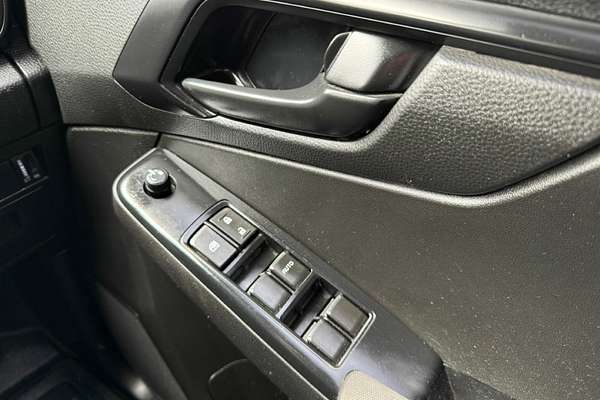 2020 Isuzu D-MAX SX High Ride Rear Wheel Drive