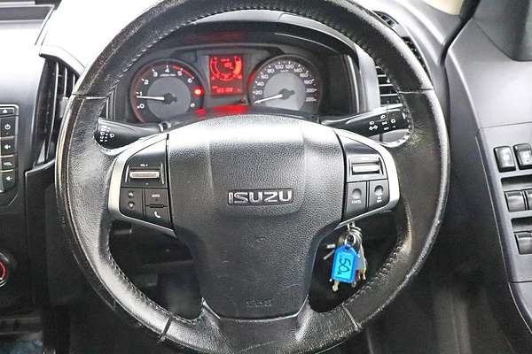 2017 Isuzu D-MAX SX 4X4