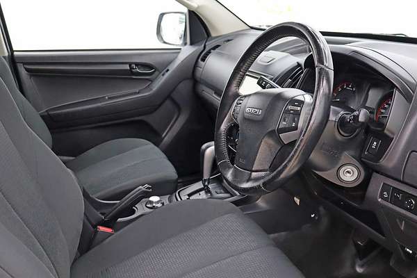 2017 Isuzu D-MAX SX 4X4