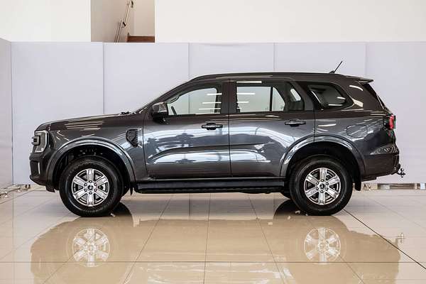 2025 Ford Everest Ambiente 2.0L