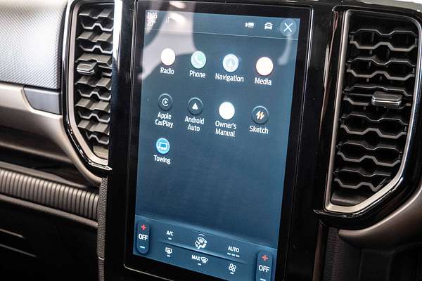 2025 Ford Everest Ambiente 2.0L