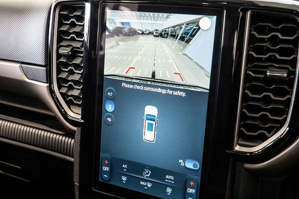 2025 Ford Everest Ambiente 2.0L