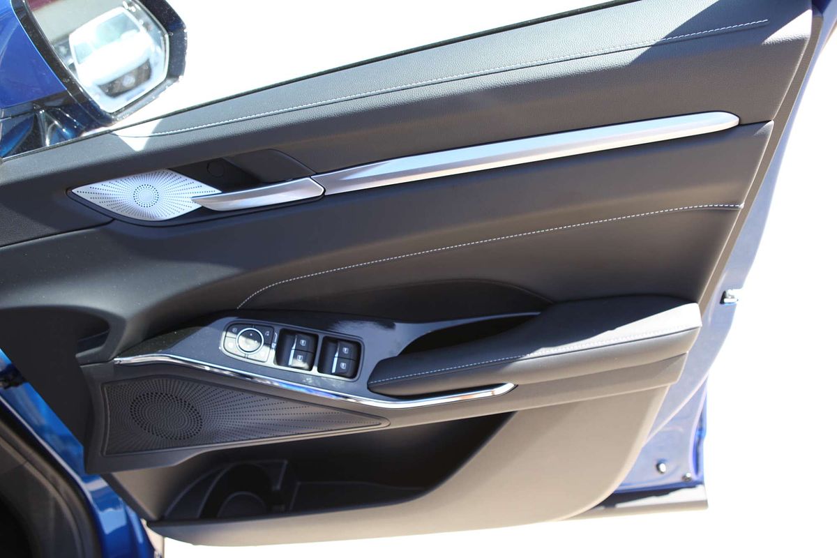 2025 GWM Haval H6 LUX B01