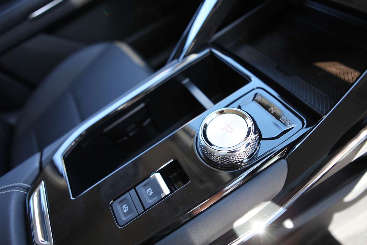 2025 GWM Haval H6 LUX B01