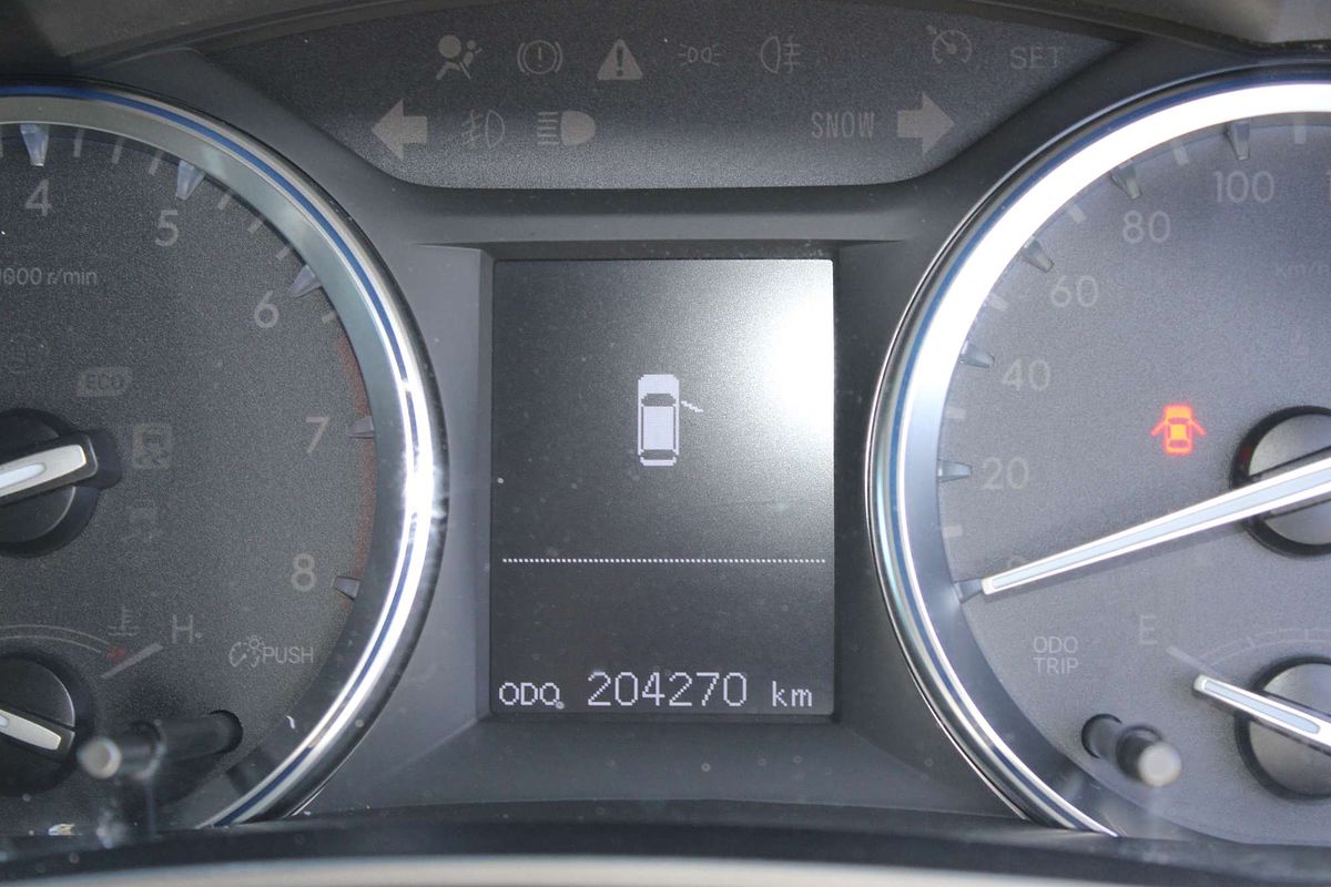 Kluger 4x2 GX 3.5L Petrol Automatic Wagon 9M66810 002