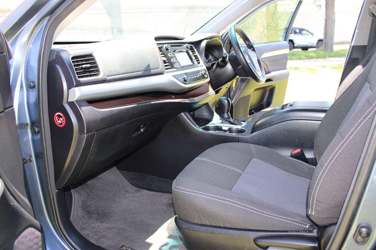 Kluger 4x2 GX 3.5L Petrol Automatic Wagon 9M66810 002