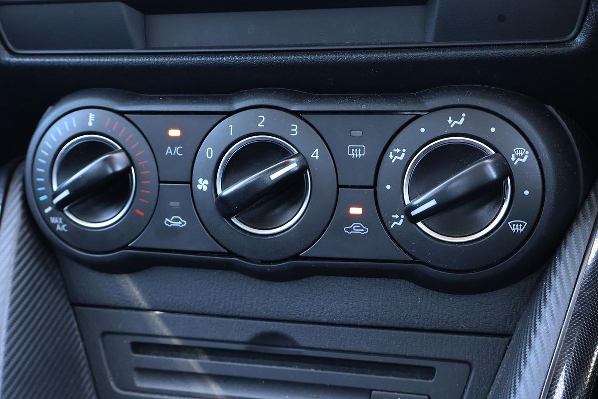 2016 Mazda 2 Maxx DJ Series