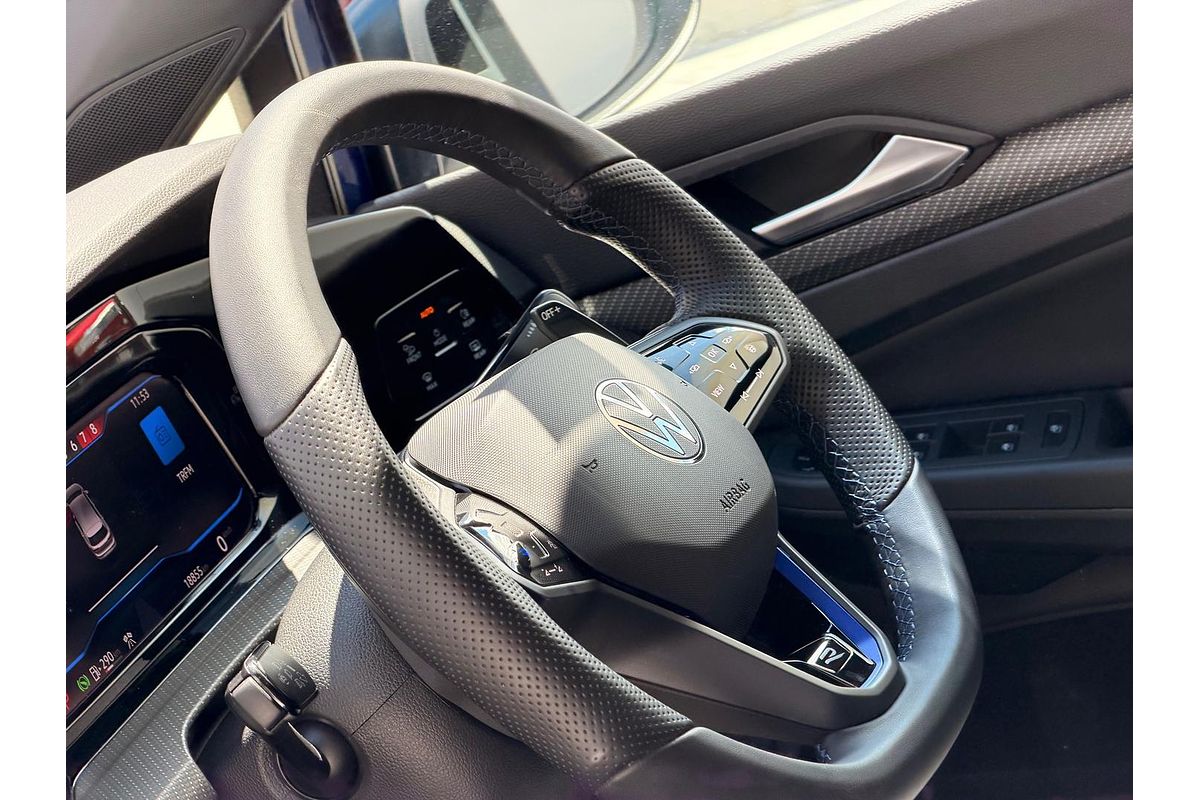 2023 Volkswagen Golf R 8