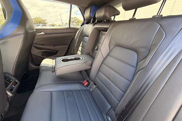 2023 Volkswagen Golf R 8