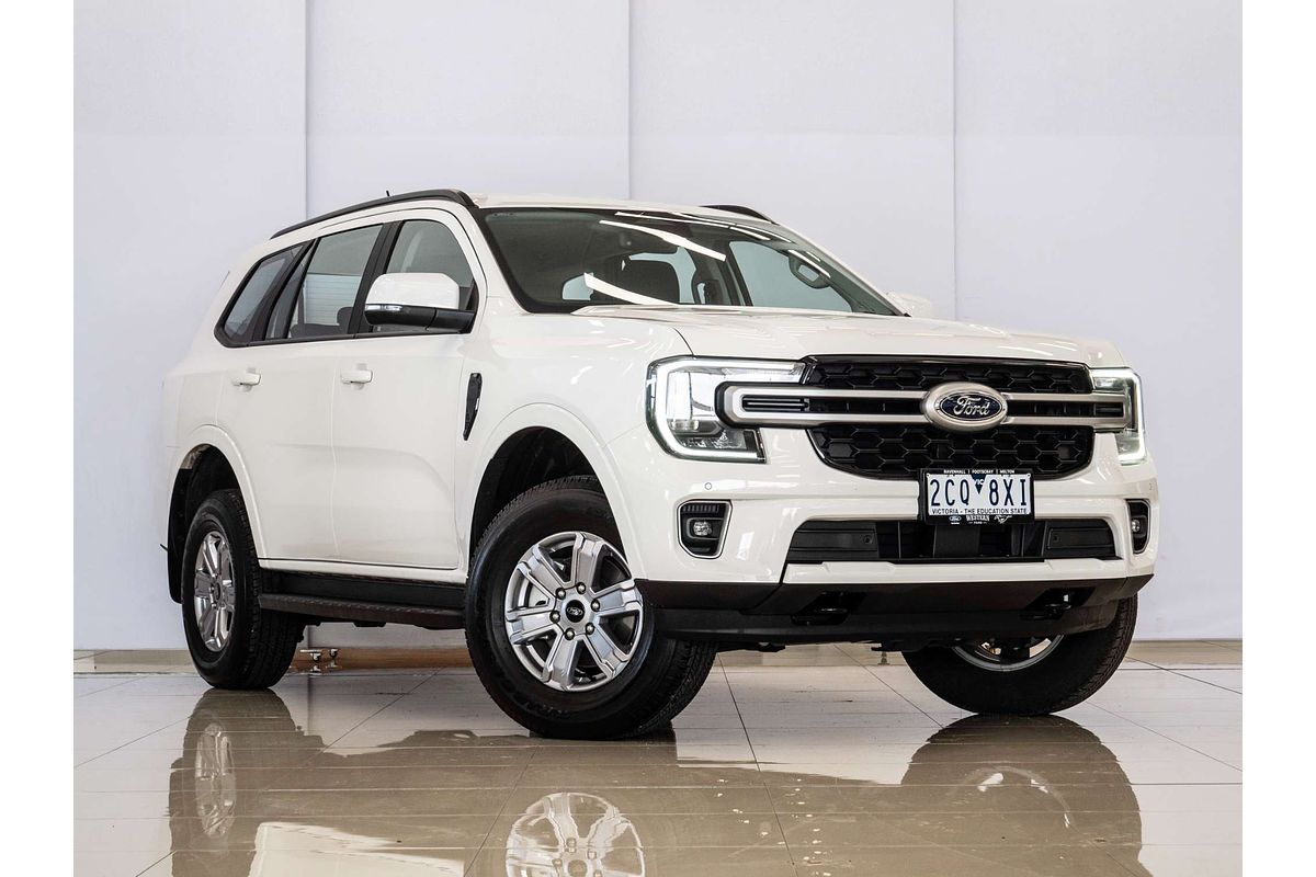 2025 Ford Everest Ambiente 2.0L
