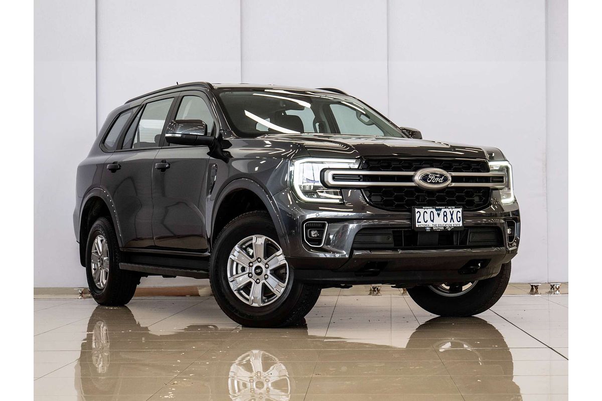 2025 Ford Everest Ambiente 2.0L