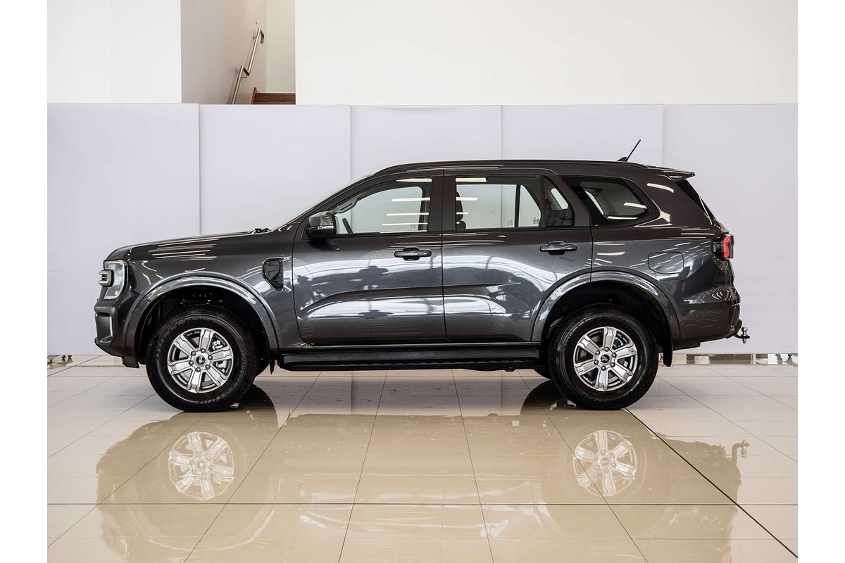 2025 Ford Everest Ambiente 2.0L