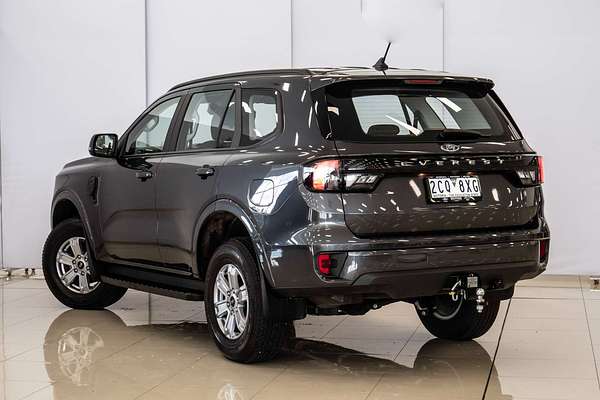 2025 Ford Everest Ambiente 2.0L