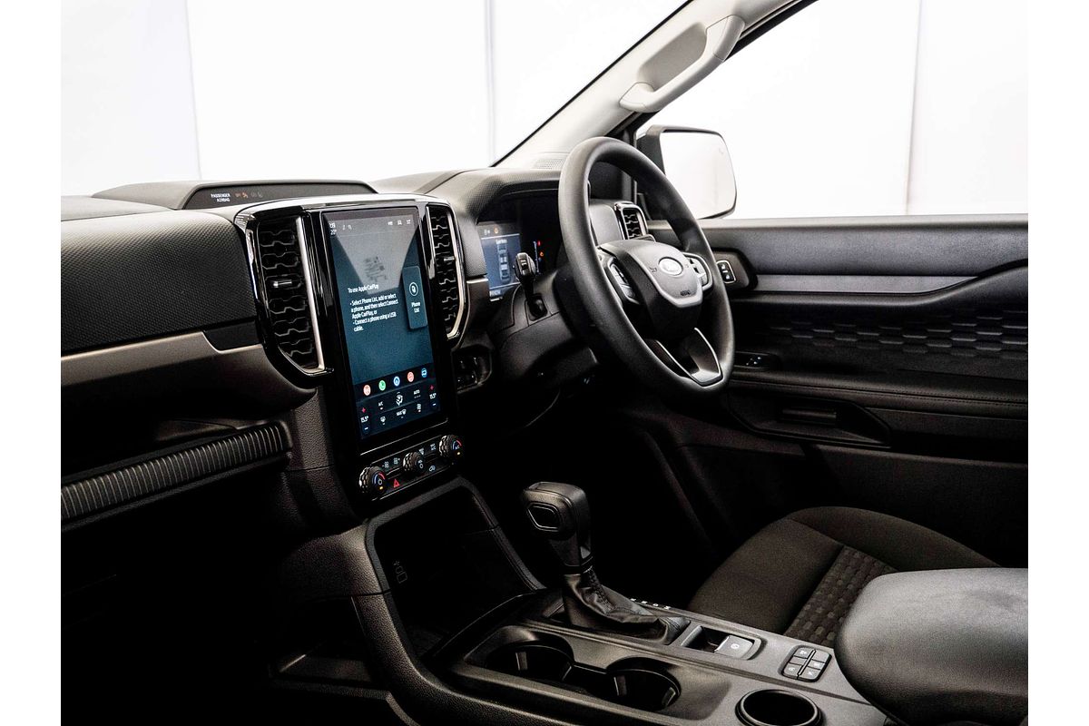 2025 Ford Everest Ambiente 2.0L