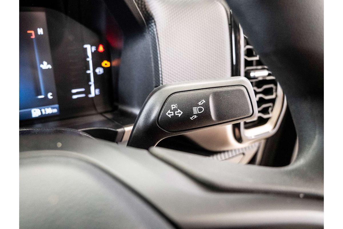 2025 Ford Everest Ambiente 2.0L