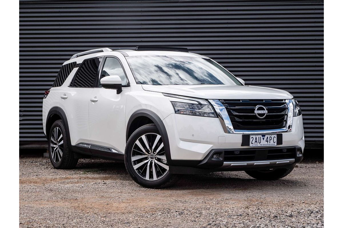 2023 Nissan Pathfinder Ti-L R53