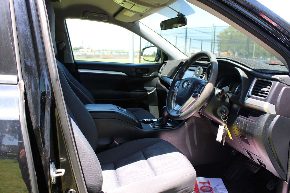 Kluger 4x2 GX 3.5L Petrol Automatic Wagon 9M66810 001