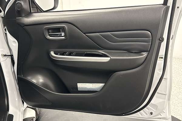 2019 Mitsubishi Triton GLS Premium MR 4X4