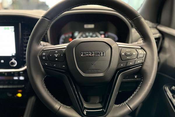2025 Isuzu MU-X LS-T