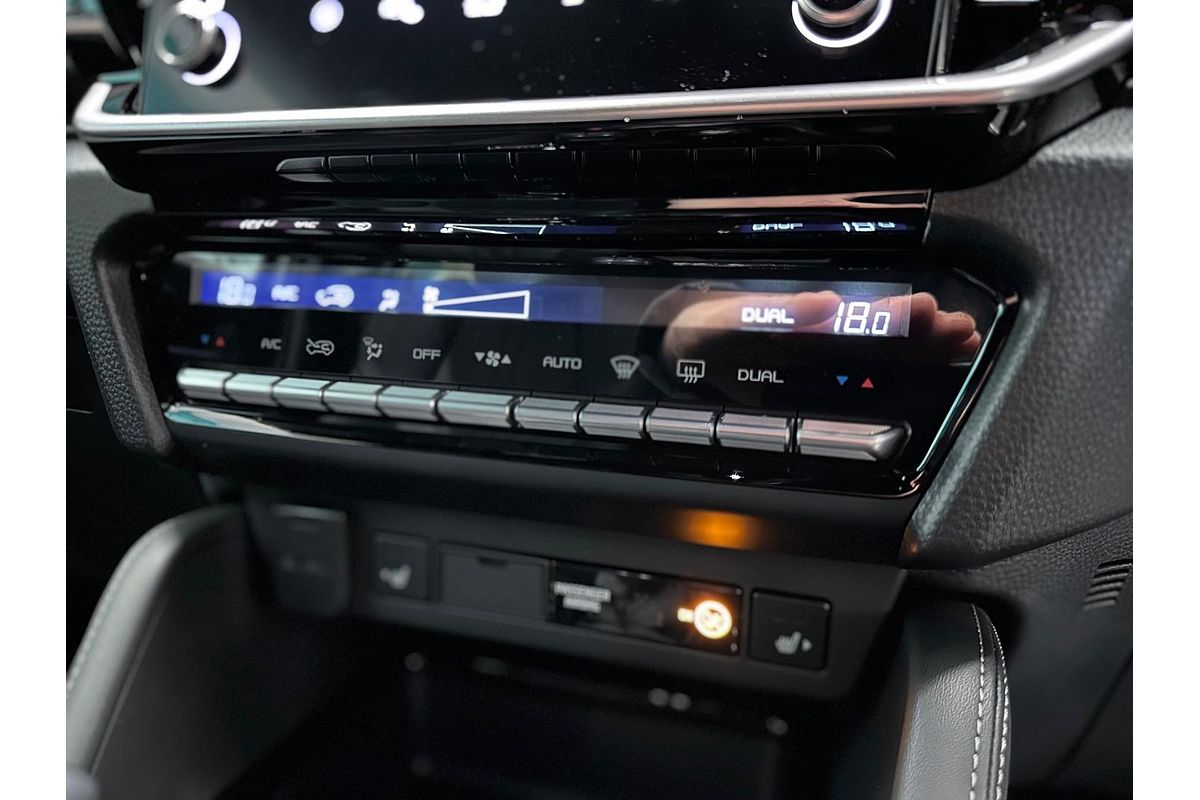 2025 Isuzu MU-X LS-T