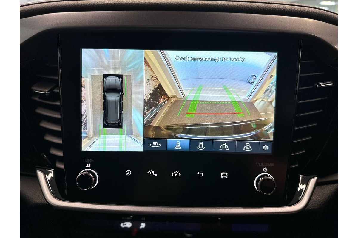 2025 Isuzu MU-X X-TERRAIN