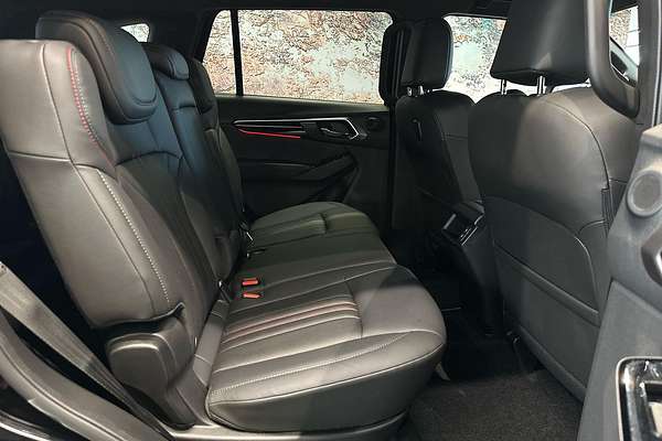 2025 Isuzu MU-X X-TERRAIN