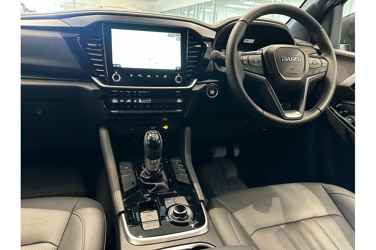 2025 Isuzu MU-X X-TERRAIN