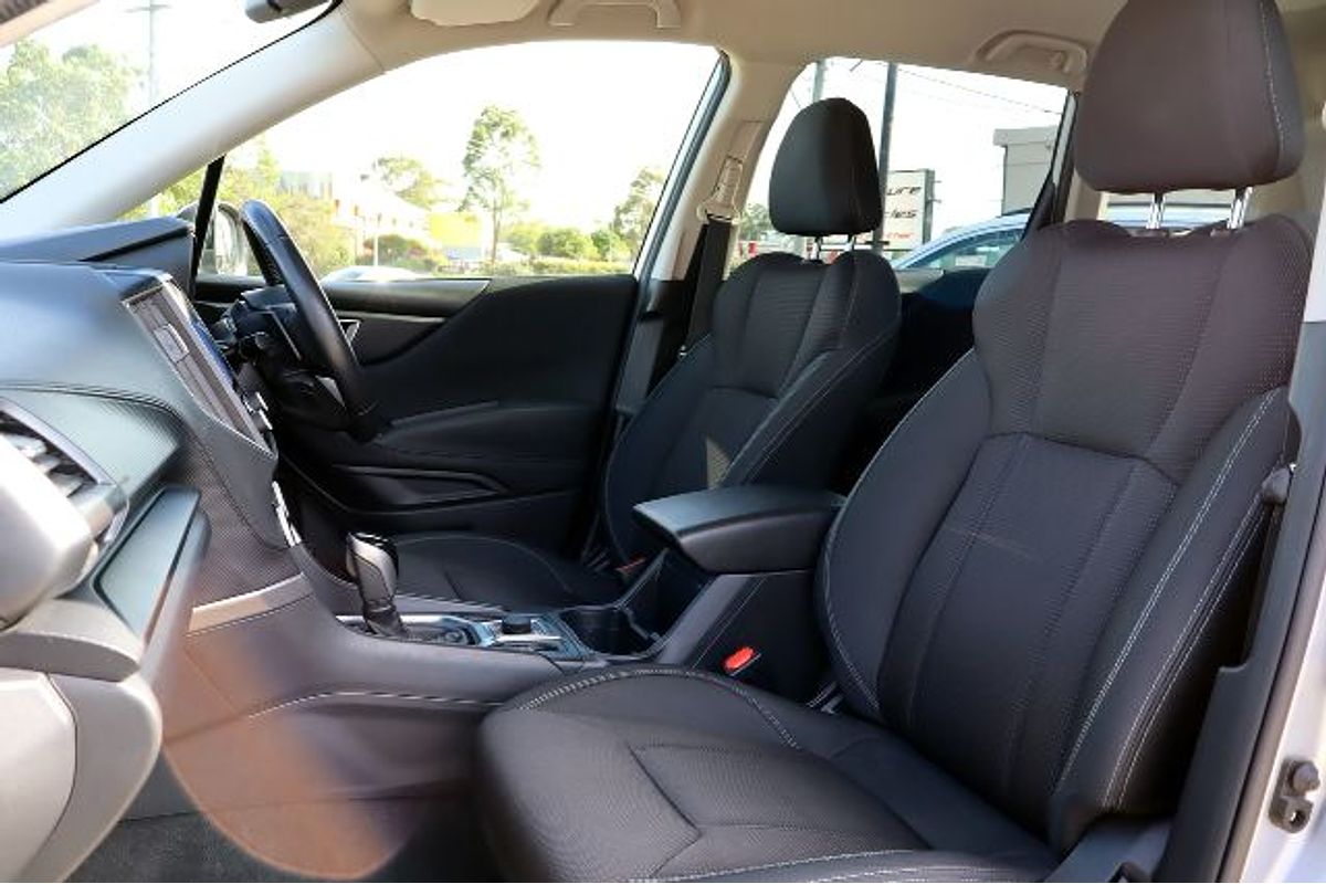 2023 Subaru Forester 2.5i S5