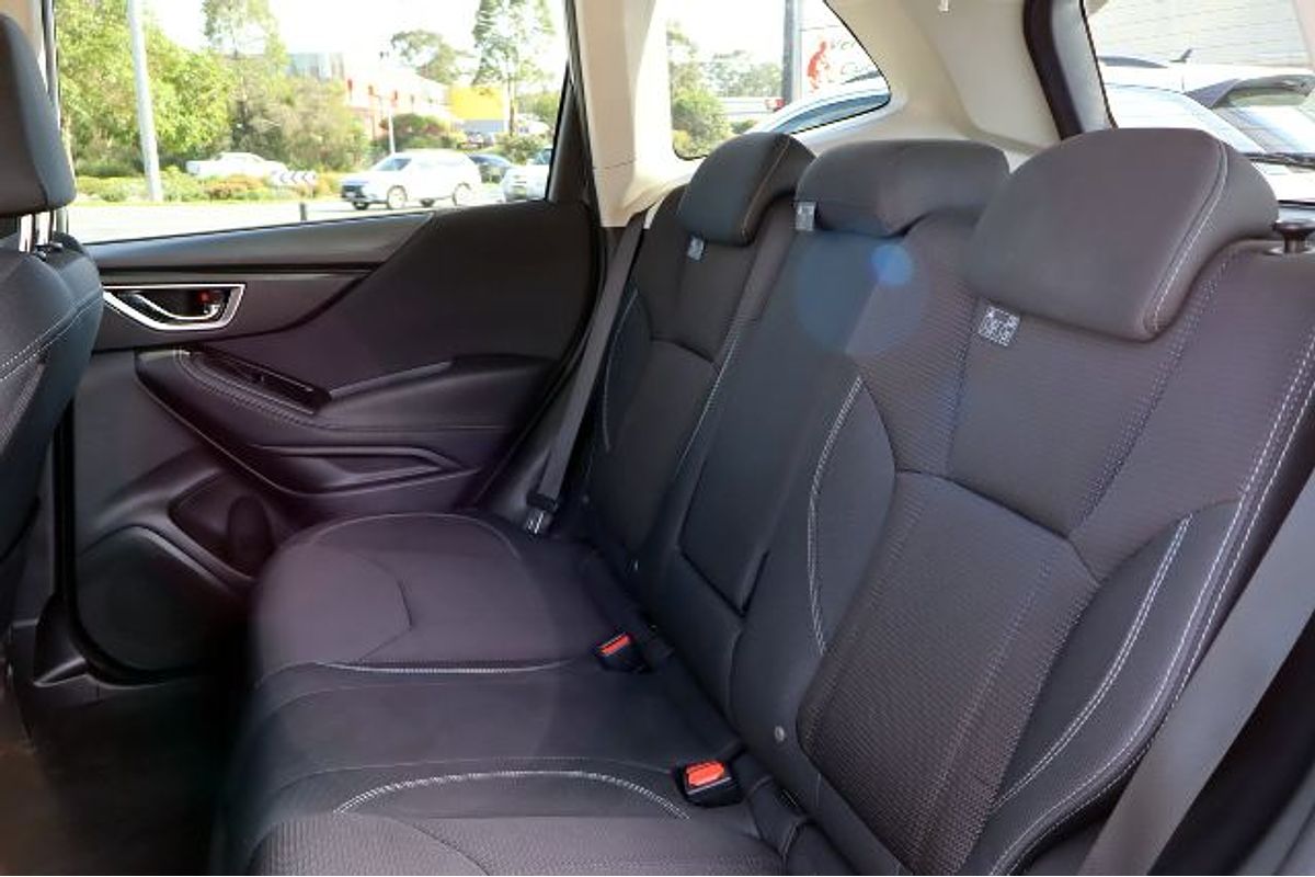 2023 Subaru Forester 2.5i S5